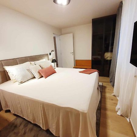 New Ana Design City Center Apartments 普拉 外观 照片