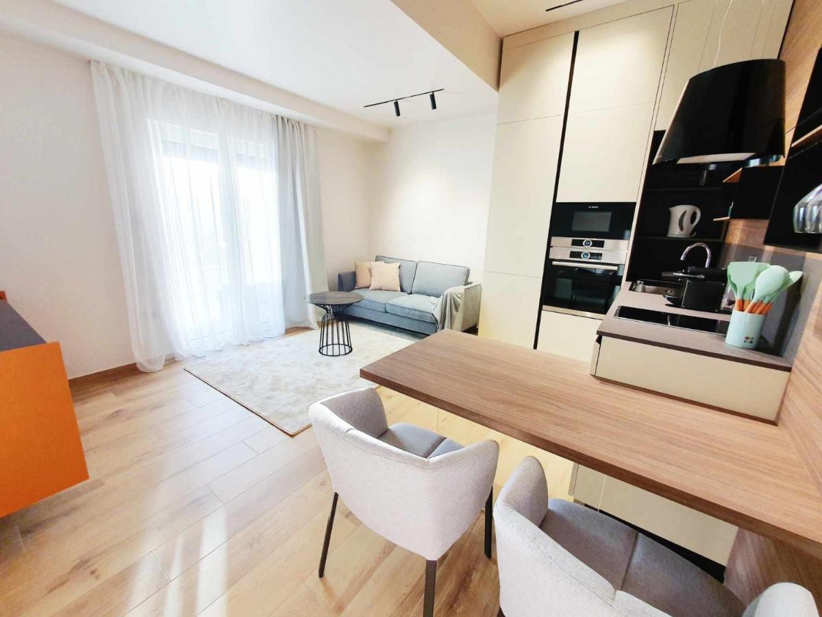 New Ana Design City Center Apartments 普拉 外观 照片